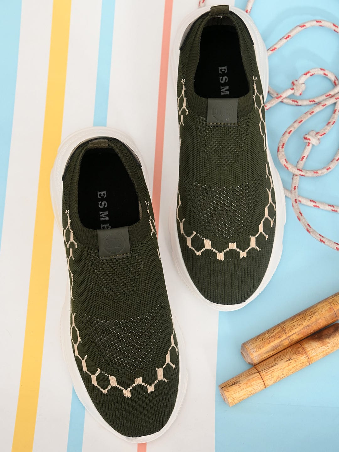 ESMEE Sports Slip On Running Shoes