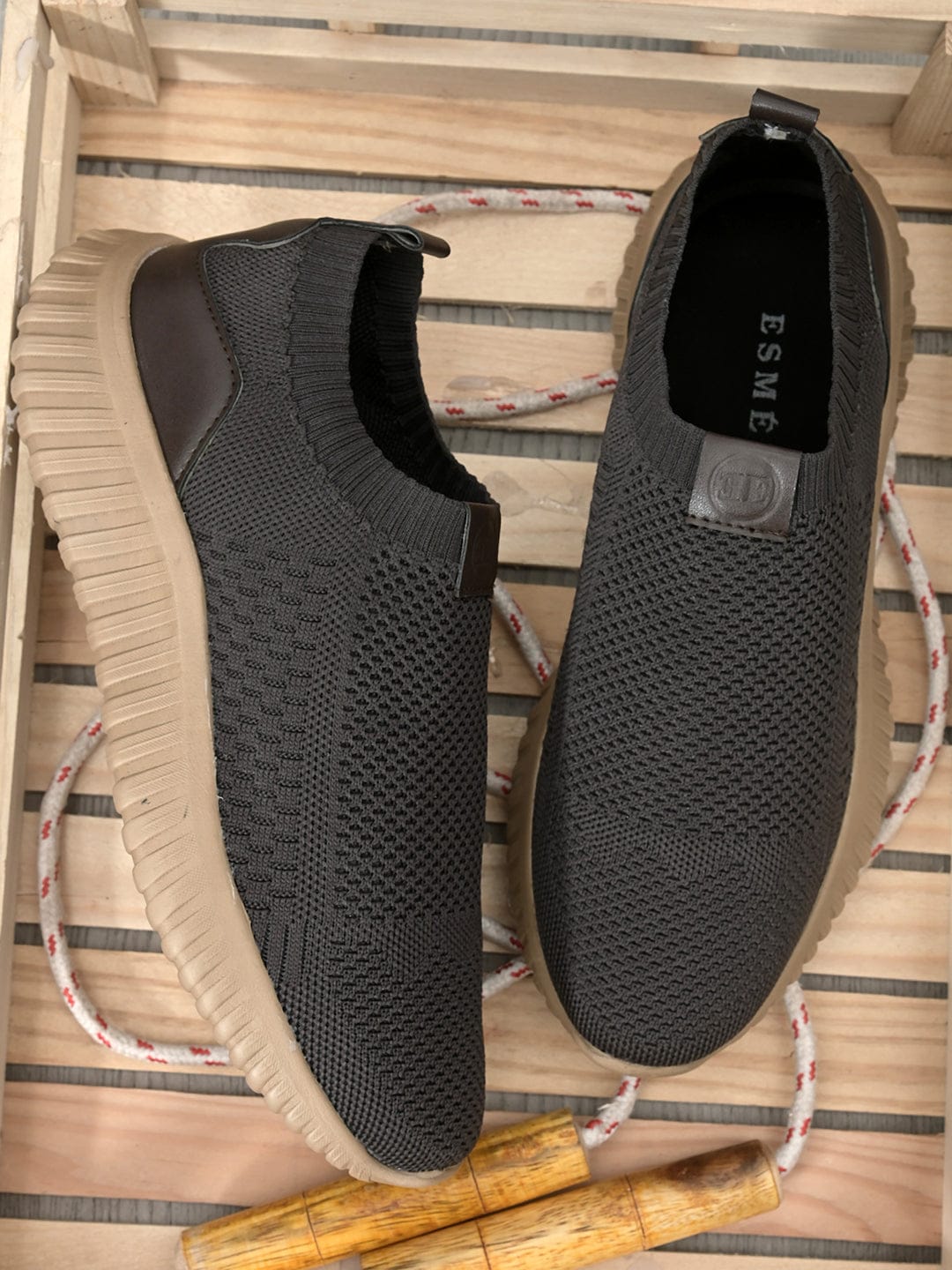 ESMEE Sports Slip On Running Shoes